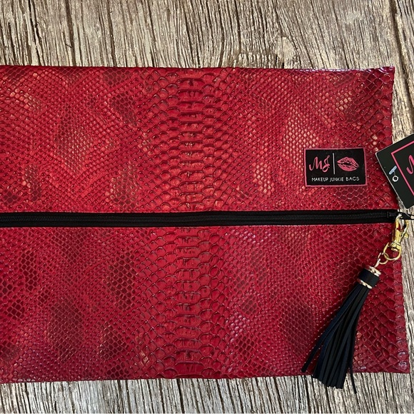 ⭐️ SET of 3 ~ NEW~ Makeup Junkie Bags ⭐️ - Picture 3 of 8